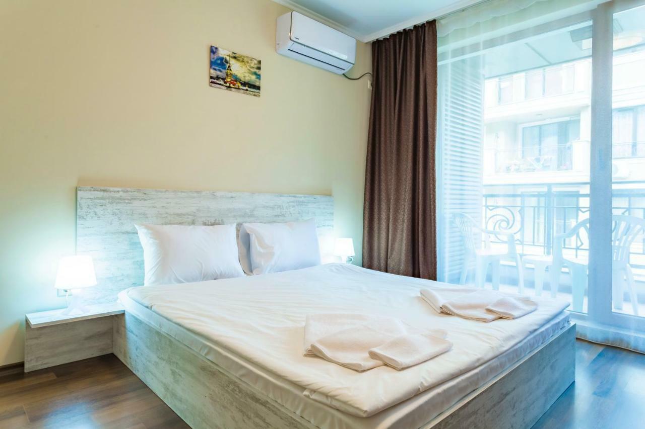 Rose Gardens Apart Hotel Ahyolu Dış mekan fotoğraf