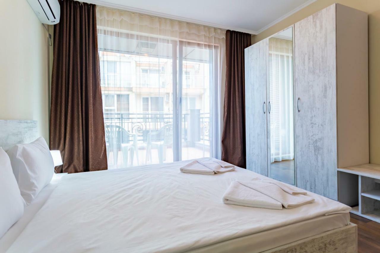 Rose Gardens Apart Hotel Ahyolu Dış mekan fotoğraf
