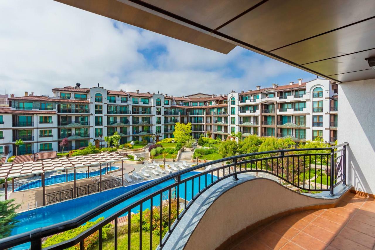 Rose Gardens Apart Hotel Ahyolu Dış mekan fotoğraf