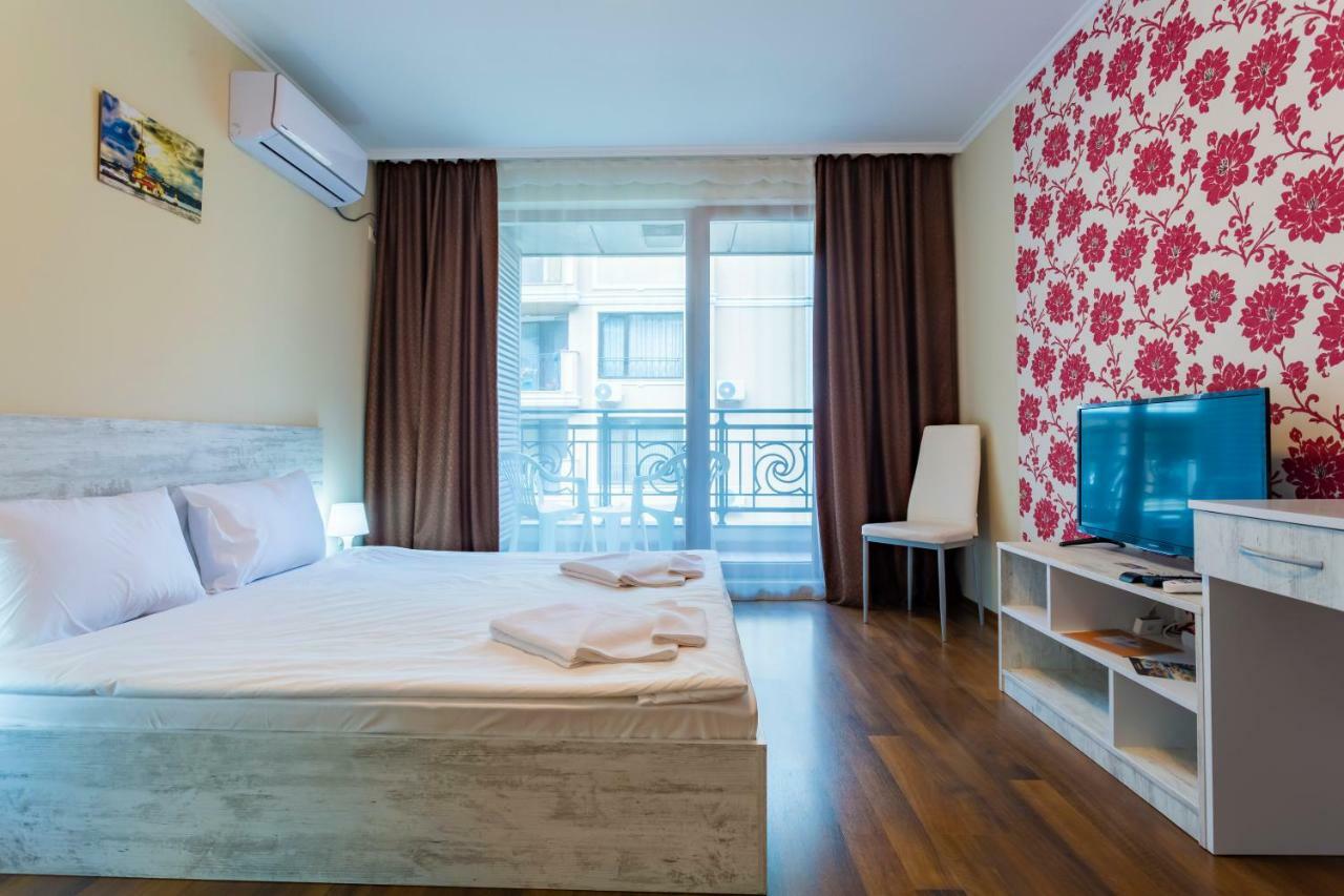 Rose Gardens Apart Hotel Ahyolu Dış mekan fotoğraf